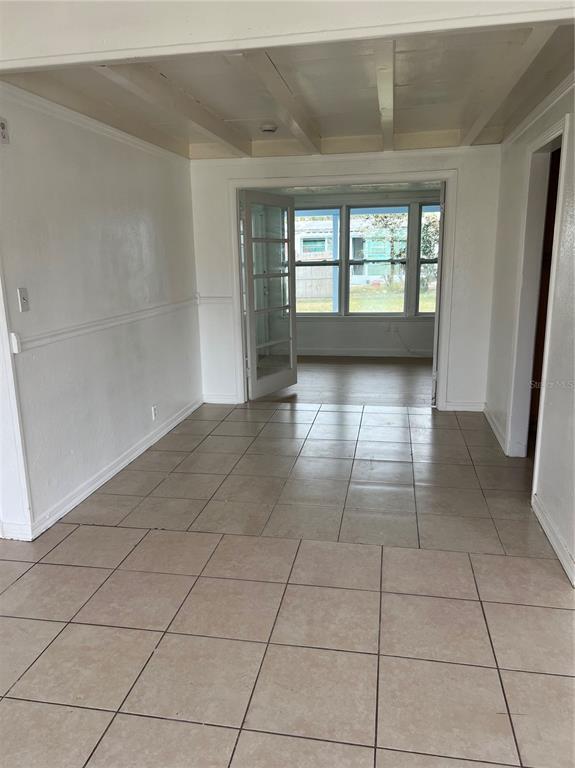 Photo - 2122 Shawnee St