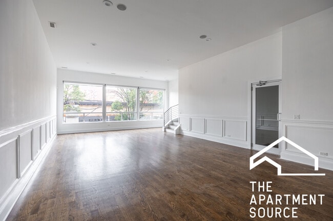 Photo - 1008 W Lake St Unidad 2