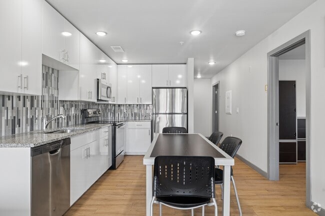 3BR, 2BA - 850SF - Dining Room