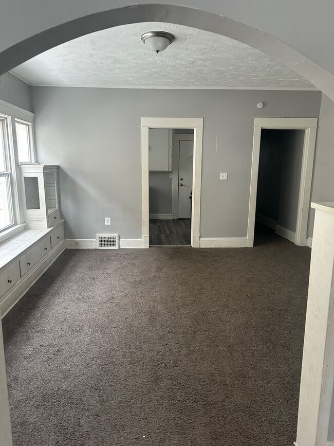 Photo - E104TH 4137/4139 Unit 4