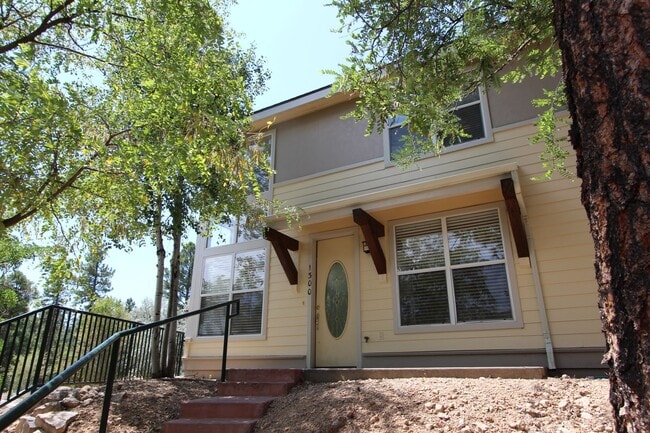 $500 Off Move-In Special – Spacious 4-Bed ... - $500 Off Move-In Special – Spacious 4-Bed ... Townhome