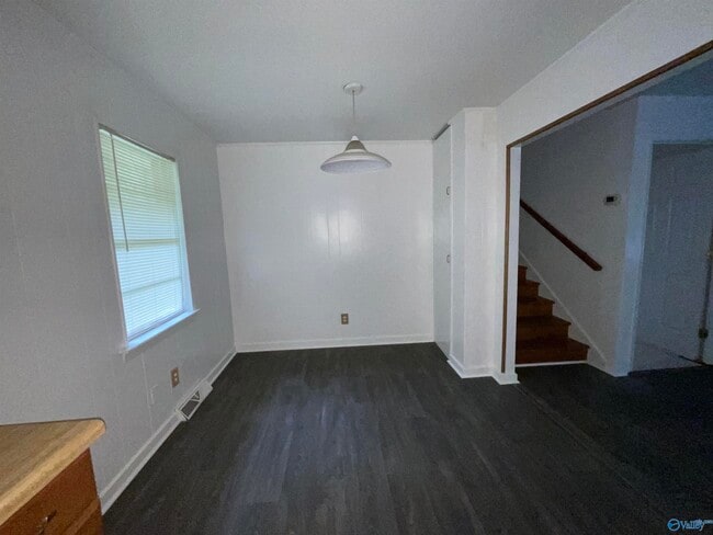 Photo - 2514 Scenic View Dr NW