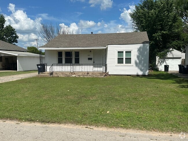 Building Photo - 1421 N Oklahoma Ave Rental