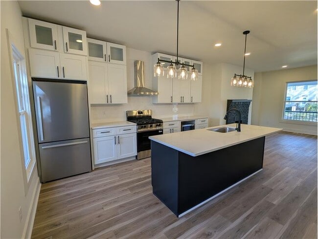 Photo - 619 Carpenter St