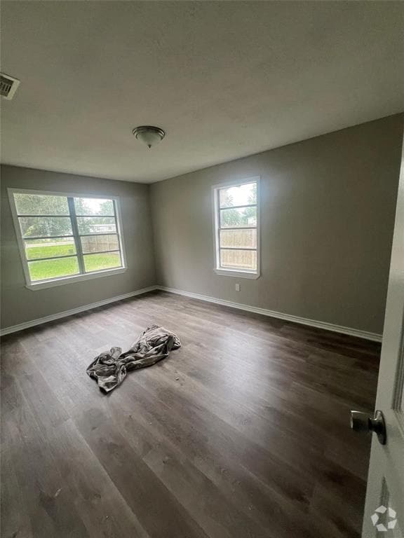Building Photo - 1216 Gifford Rd Rental