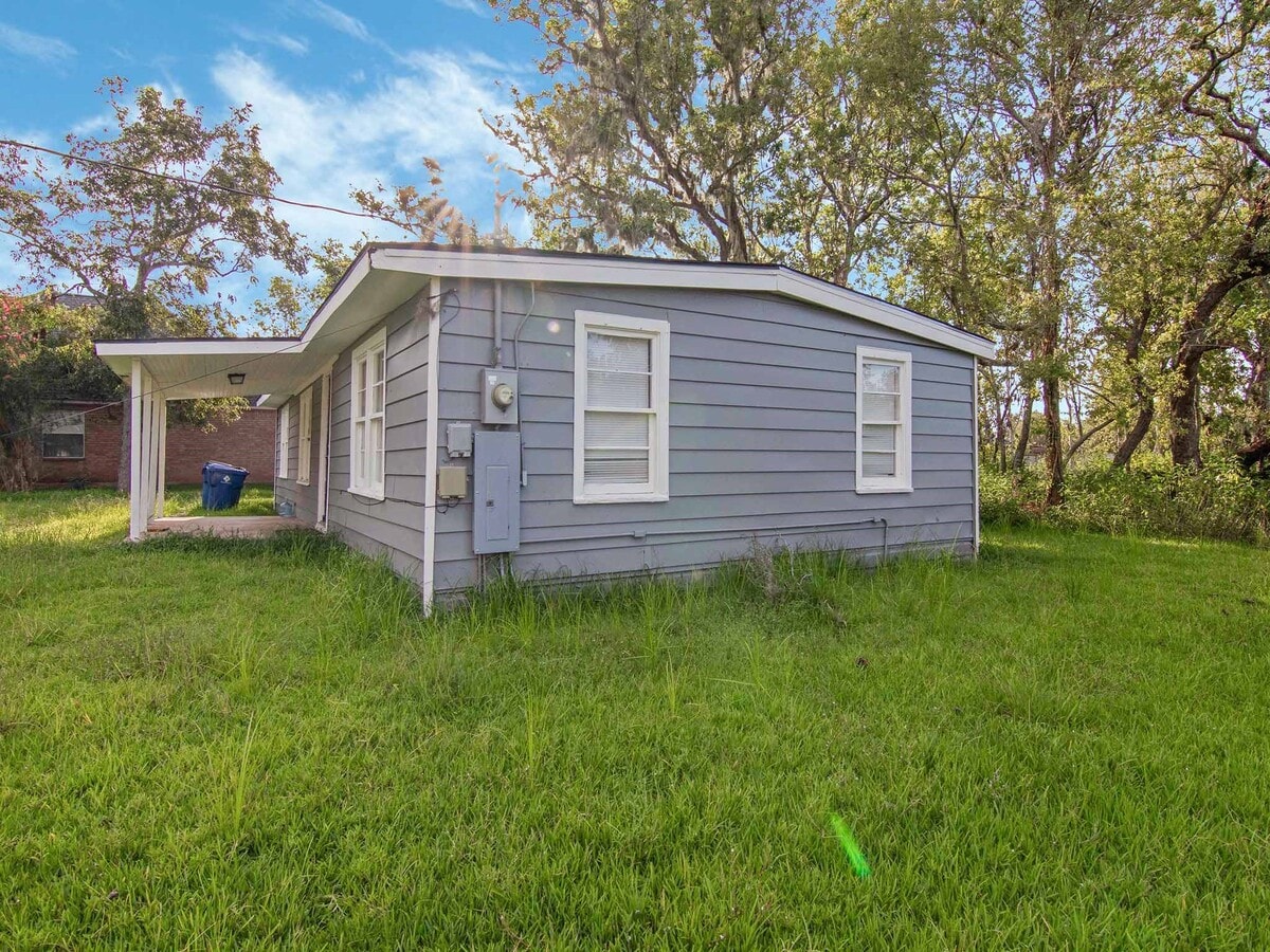 Photo - 152 Walnut Dr