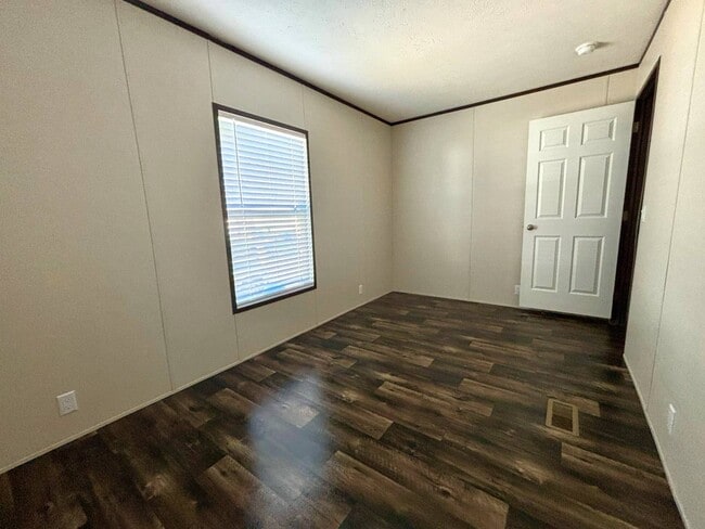 Photo - 2101 Ladnier Rd