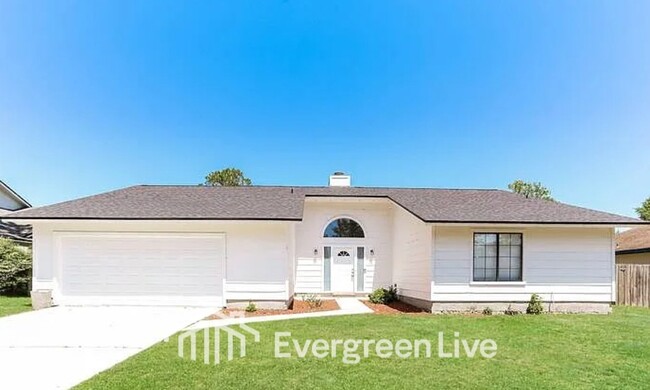 Building Photo - 8149 Amberwood Ct