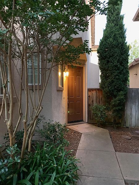 Photo - 2202 Esperanca Ave