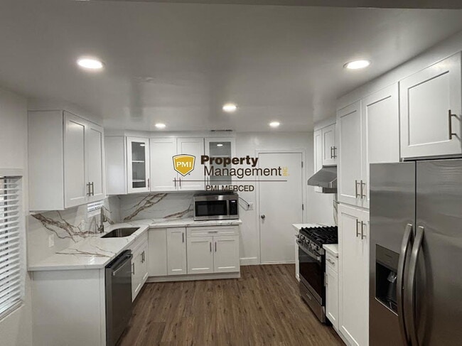 Photo - Coming Soon! Newly remodeled 2 bedroom duplex for $1900