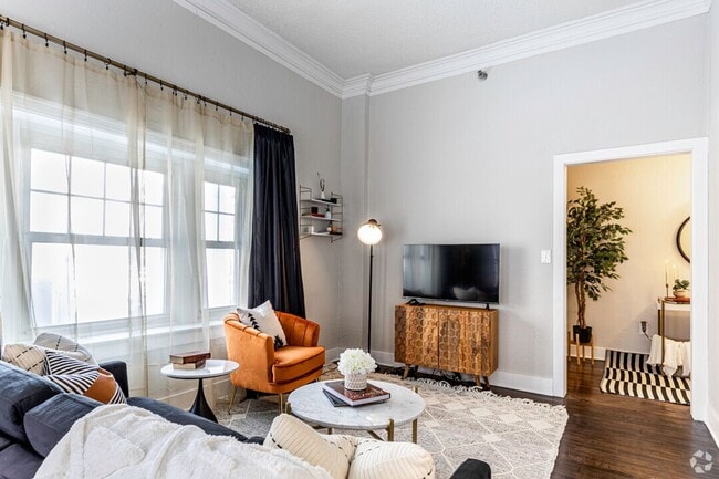 Photo - Windsor Manor