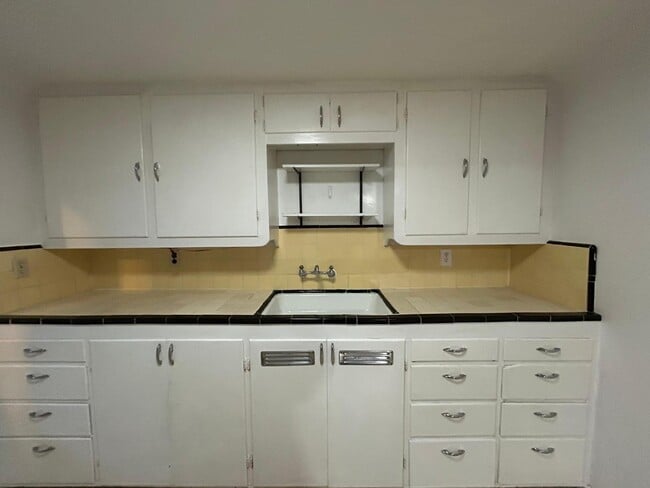 Photo - 3831 NW Anderson Hill Rd Unidad #B