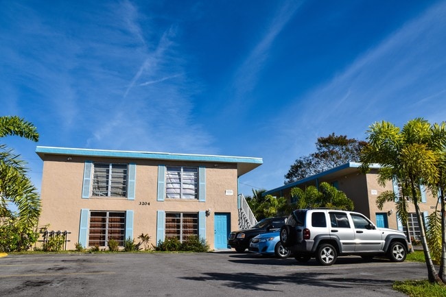 Louisiana Apartments