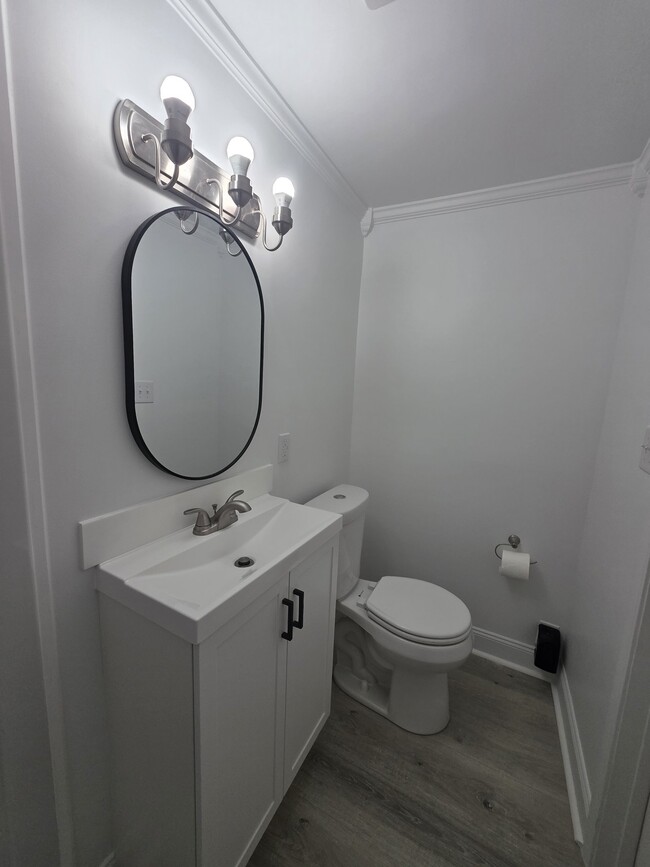 Photo - 524 Pine Needle Ct W