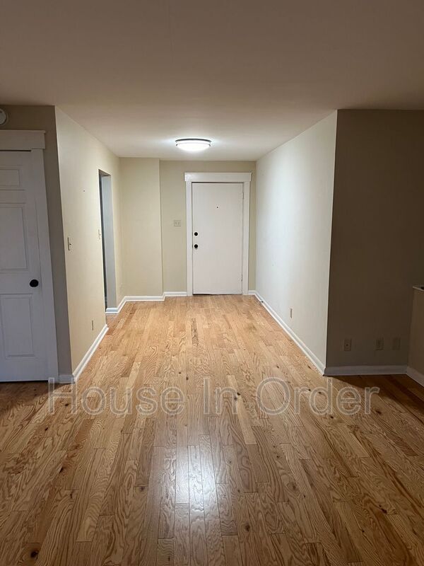 Photo - 30 Edgemont Rd