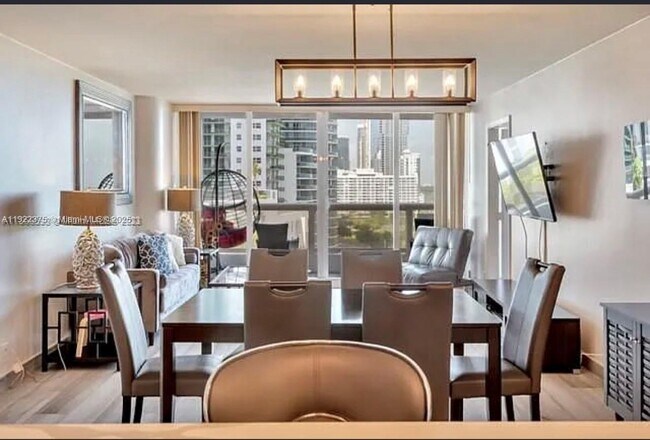 Photo - 1717 N Bayshore Dr Unit A1448