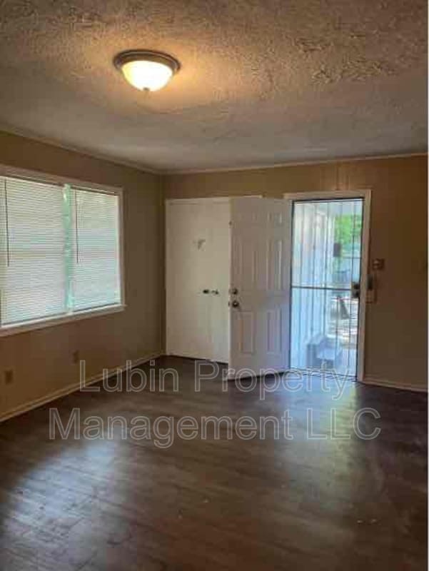 Photo - 1165 Nester Cove