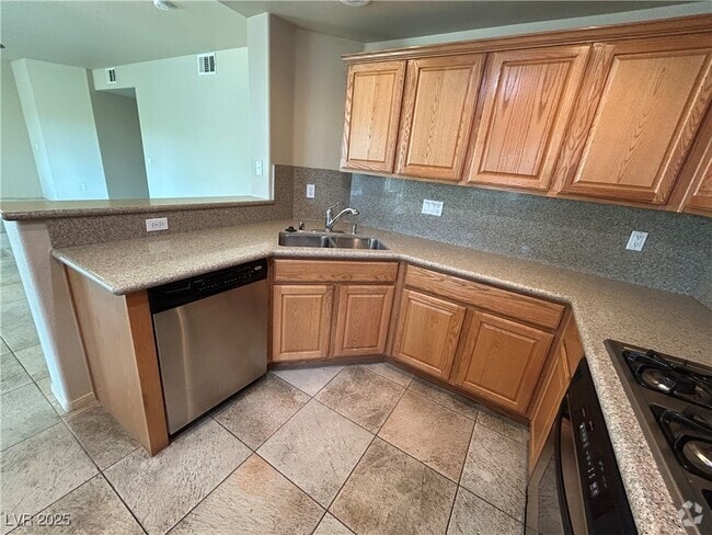 Building Photo - 11855 Portina Dr Unit 1013 Rental