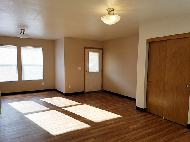 Photo - Harvard Street Apartments