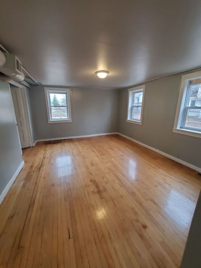 Photo - 3311 W Juneau Ave Unidad 1