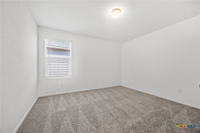 Photo - 141 Rowdy Yates Wy