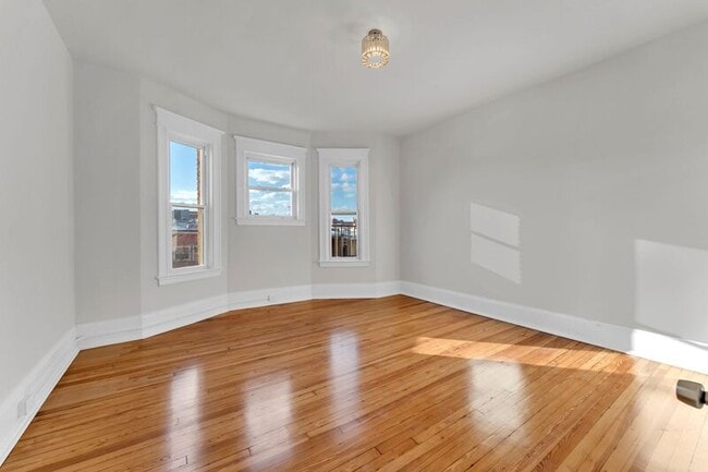 Photo - 300 E 30th St Unit 5E