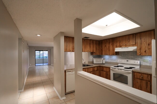 Photo - 2 BEDROOM 2 BATH CONDO ON HILLSBOROUGH RIVER Unit 403