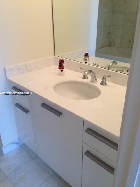 Photo - 1060 Brickell Ave Unit 2305