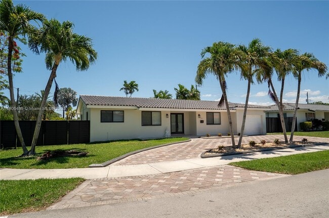 Photo - 9200 SW 62nd St Casa