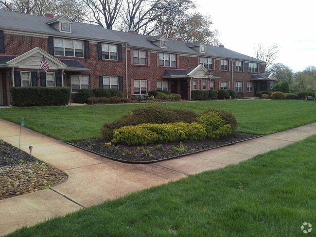 Senior-Living Apartments for Rent near Tinicum Township PA - 150 ...