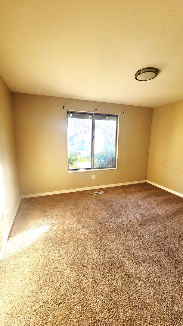 Photo - Gorgeous 4 Bed Home In Donner Springs!