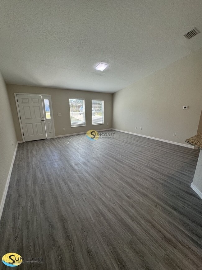 Photo - 1 Emerald Trail Way