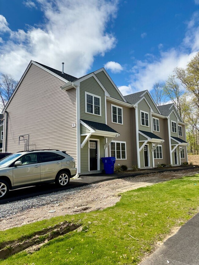 Photo - Brand New Townhouse-Style Living with Modern Finishes