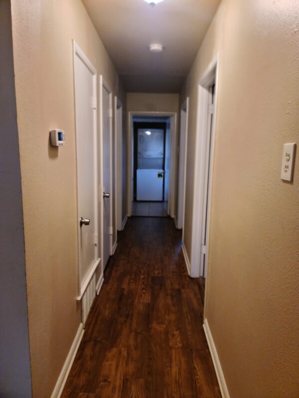 Photo - 2539 Hillsboro Ave