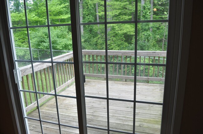 Photo - 2009 Lakeside Dr