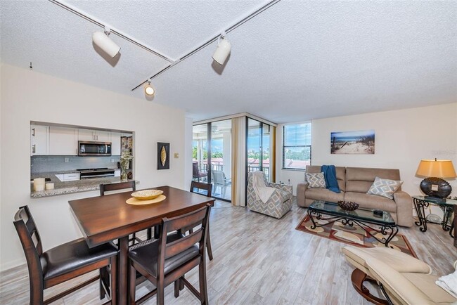 Photo - 6145 Sun Blvd Unit 404