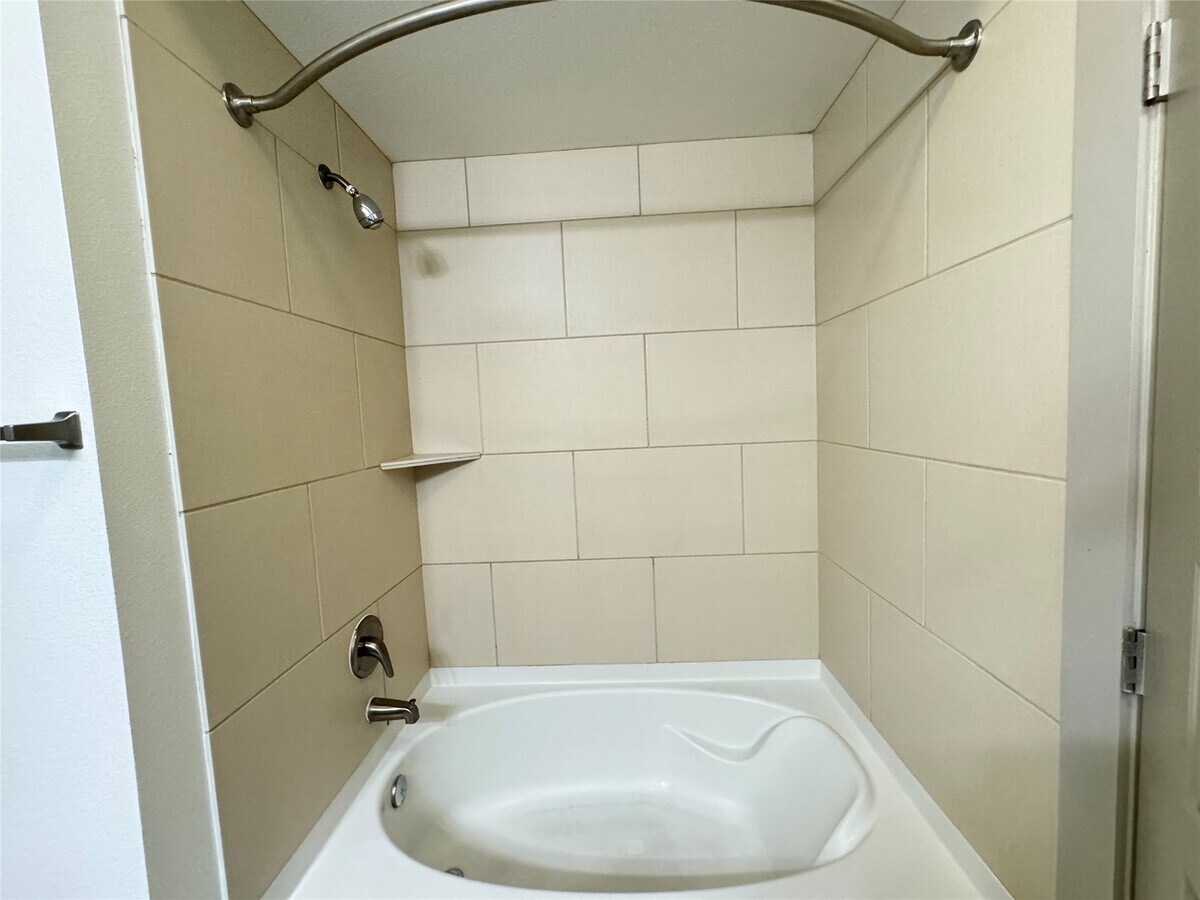 Photo - 145 Heights Blvd Unit 218