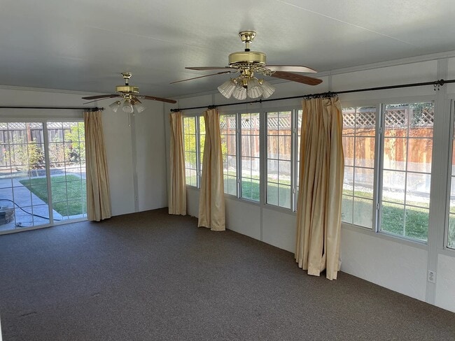 Photo - 5065 Hyde Park Dr