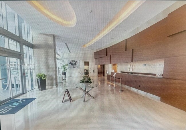 Photo - 1111 SW 1st St Unidad 2616