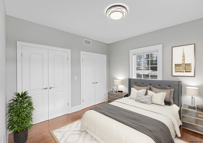 Photo - 25 Lawrence St Unit 3C