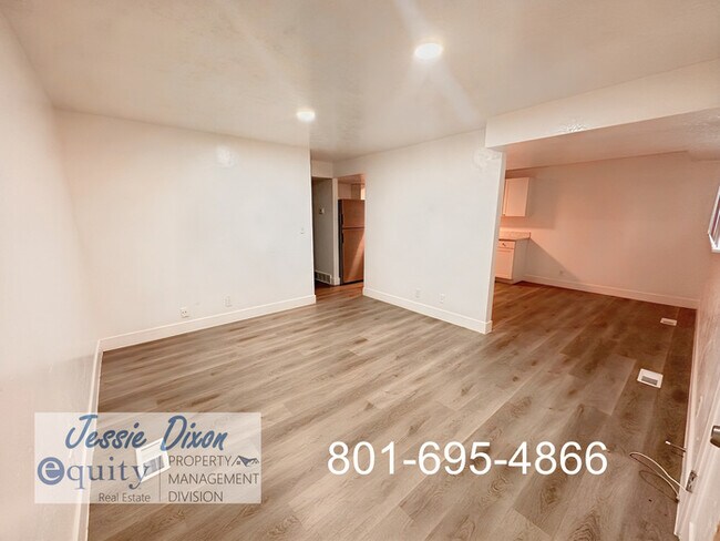 Photo - 223 W 2350 N