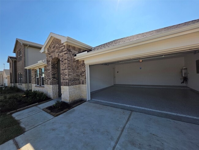 Photo - 31111 Winchester Fls Ct