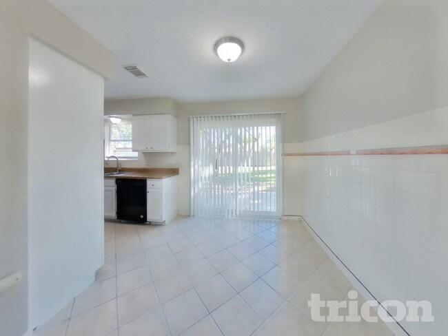 Photo - 7519 Lobera Dr