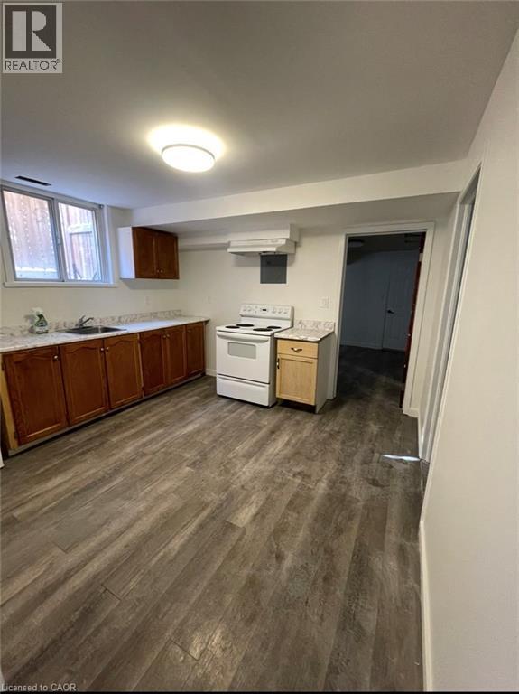 Photo - 343 Upper Wentworth St