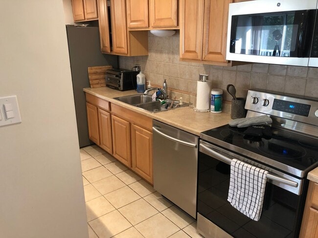 Photo - 503 Palmtree Dr Unit 10