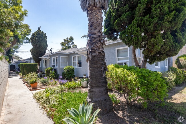 Building Photo - 3929 Sawtelle Blvd