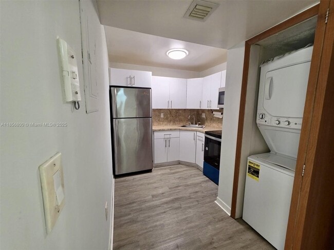 Photo - 8321 NW 7th St Unidad 1-108