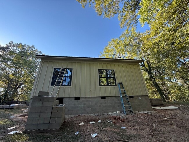 Photo - 1218 Rogers Rd