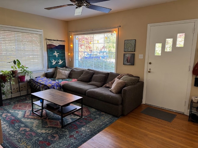 Photo - 903 Mordecai Dr