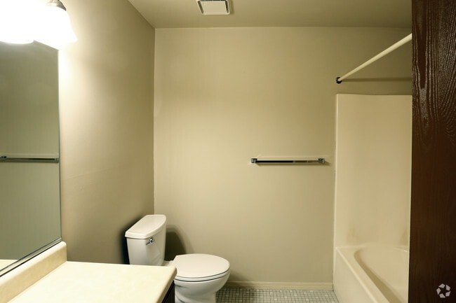 Bathroom - Colony Hill Apartments
